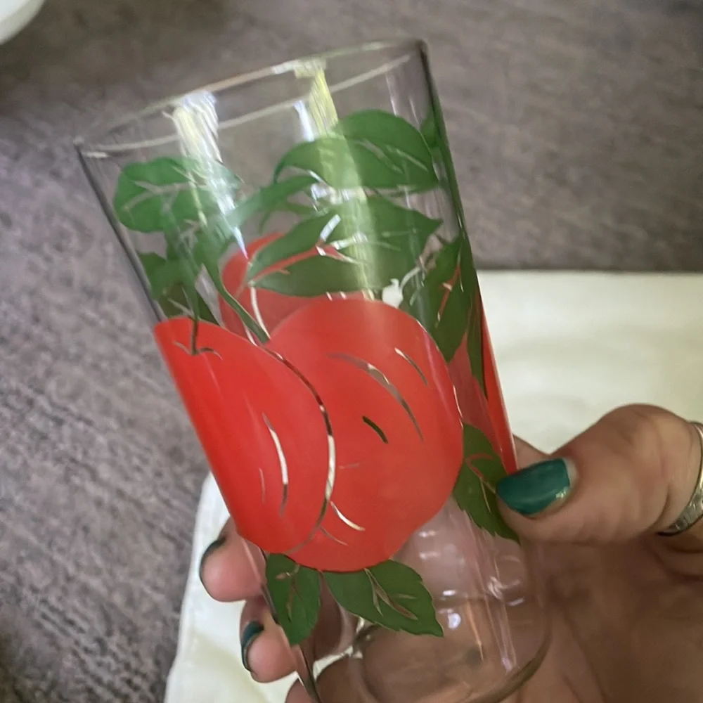 Vintage 8oz fruit glasses‎